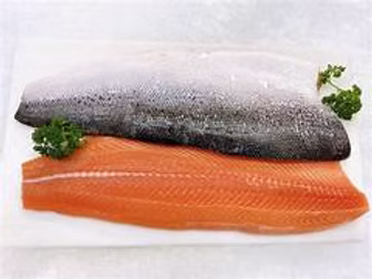 M&J Smoked Salmon Side, long sliced, skin on & boneless (1x800g-1.4kg)